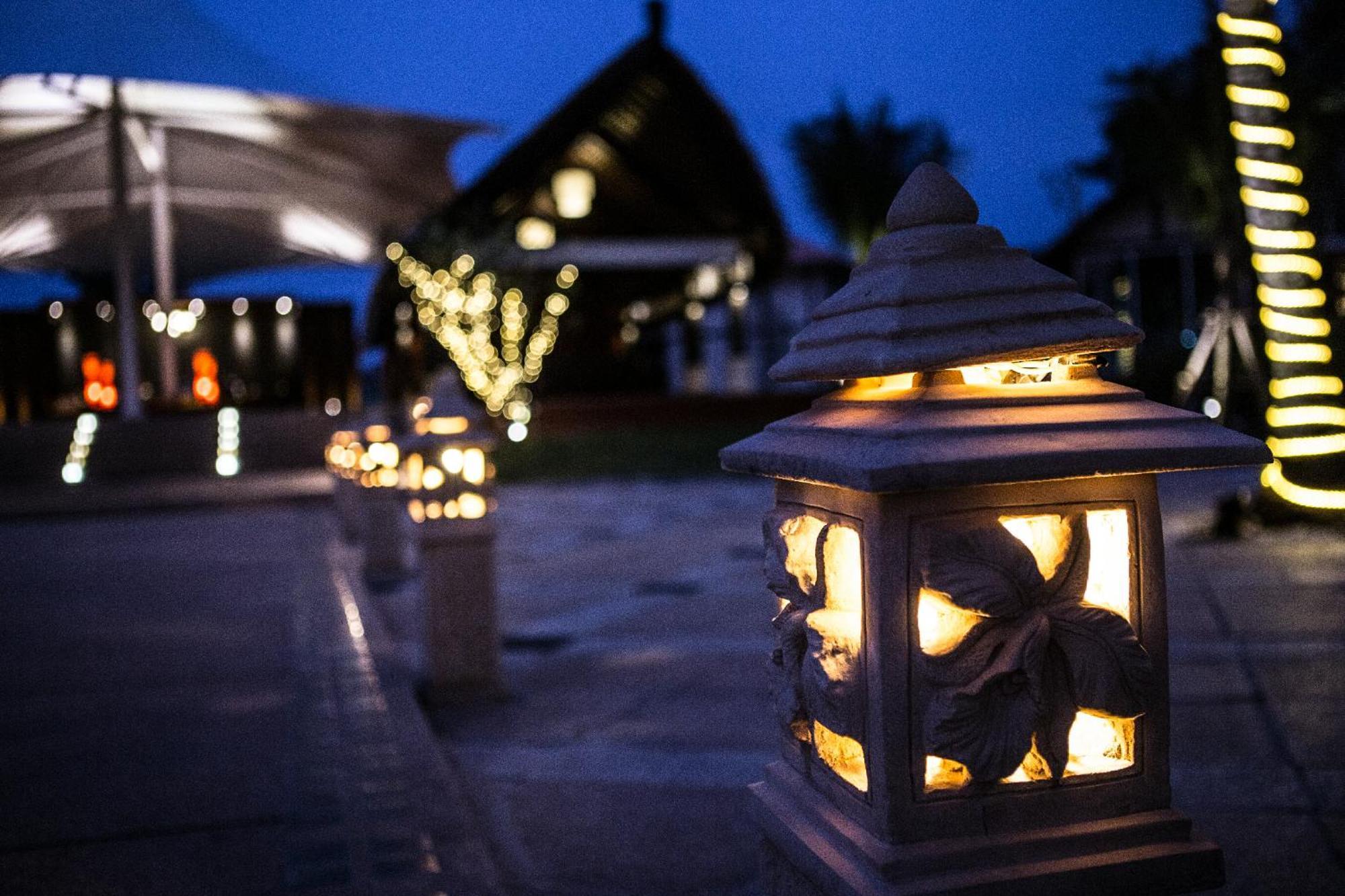Blue Bay Resort - Access To Pool And Beach-Phuket & Krabi Яо-Яй Экстерьер фото The Village at Blue Mountain