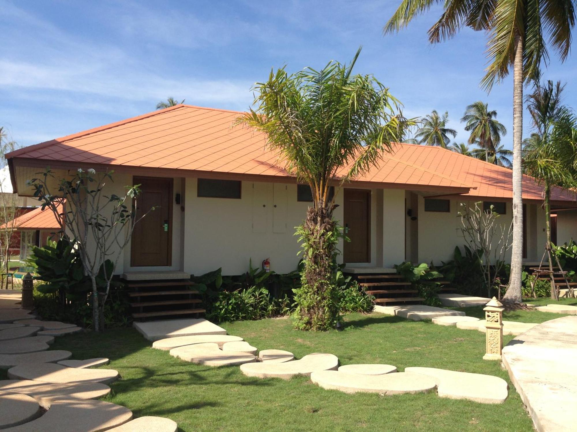 Blue Bay Resort - Access To Pool And Beach-Phuket & Krabi Яо-Яй Экстерьер фото The resort's bungalows